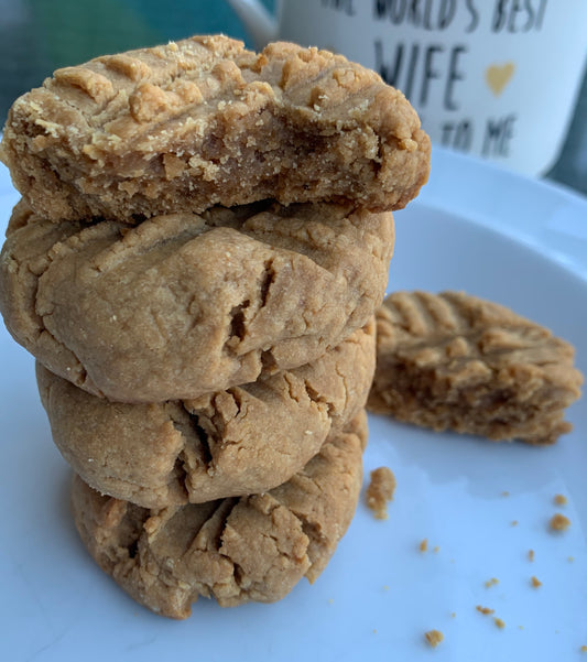 PEANUT BUTTER QUINOA COOKIES